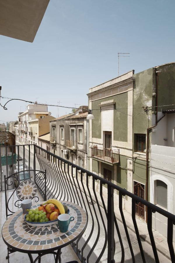 Le Bain Suite - Accanto Al Mare Vicinissima A Ortigia E Al Teatro 시라쿠사 외부 사진